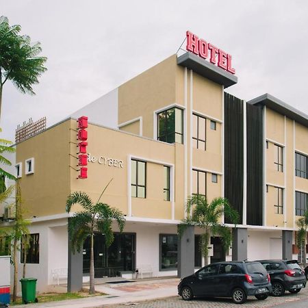 De Cyber Boutique Hotel Сайберджая Экстерьер фото